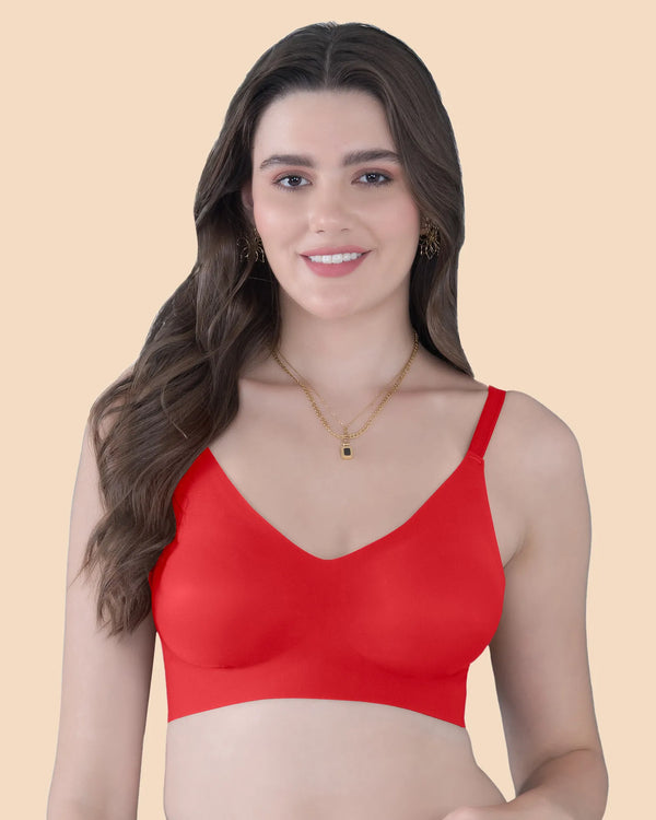 Tweens Seamless Bonded Lightly Padded Invisi-Fit Bra  (Red)